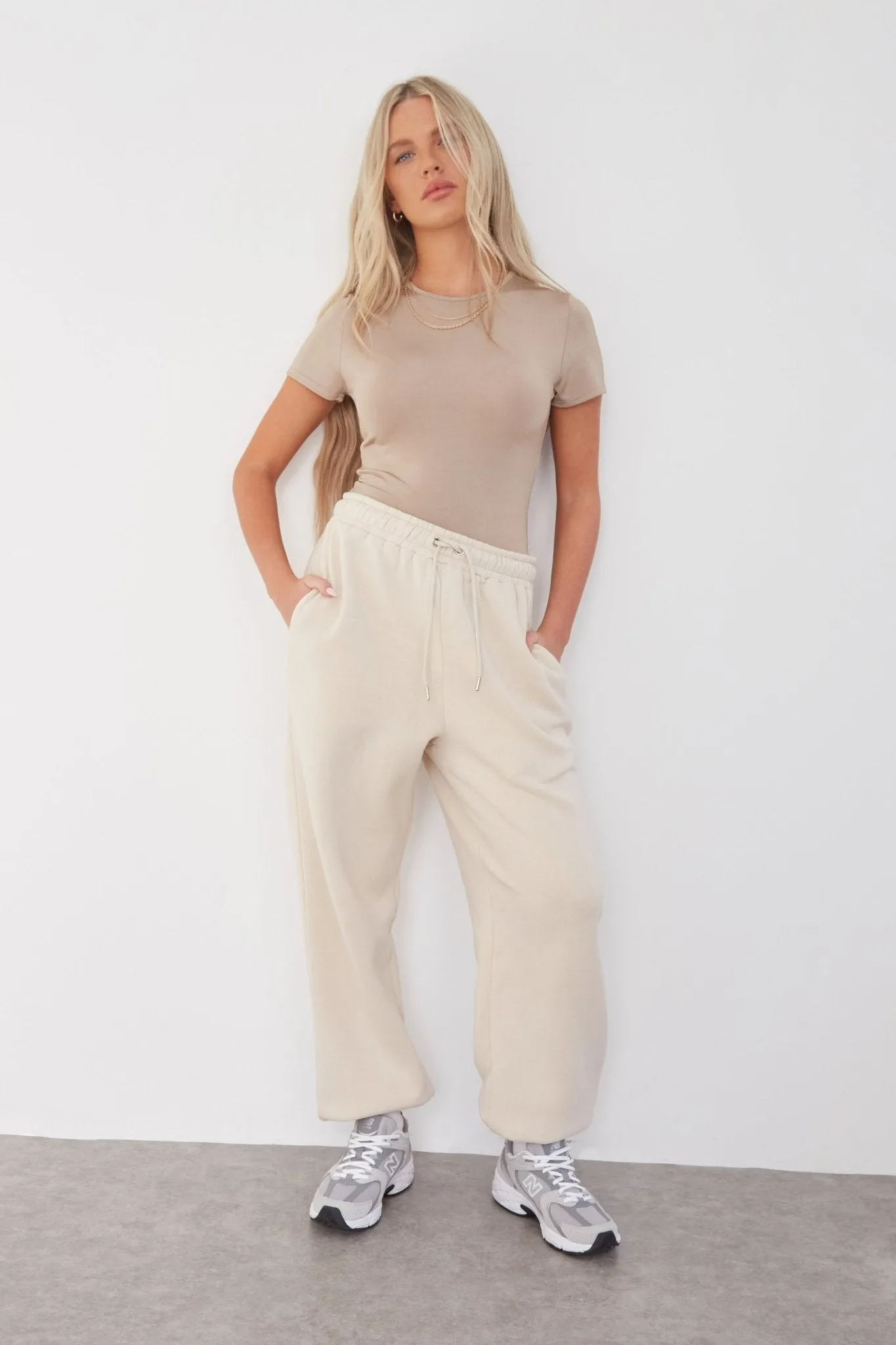 BASICS OVERSIZED JOGGER