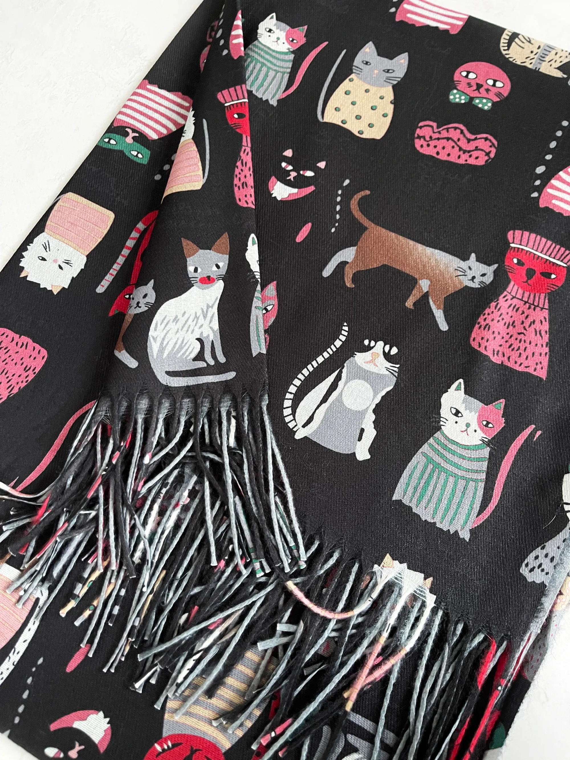 BLACK CAT PRINT LONG LIGHTWEIGHT SCARF