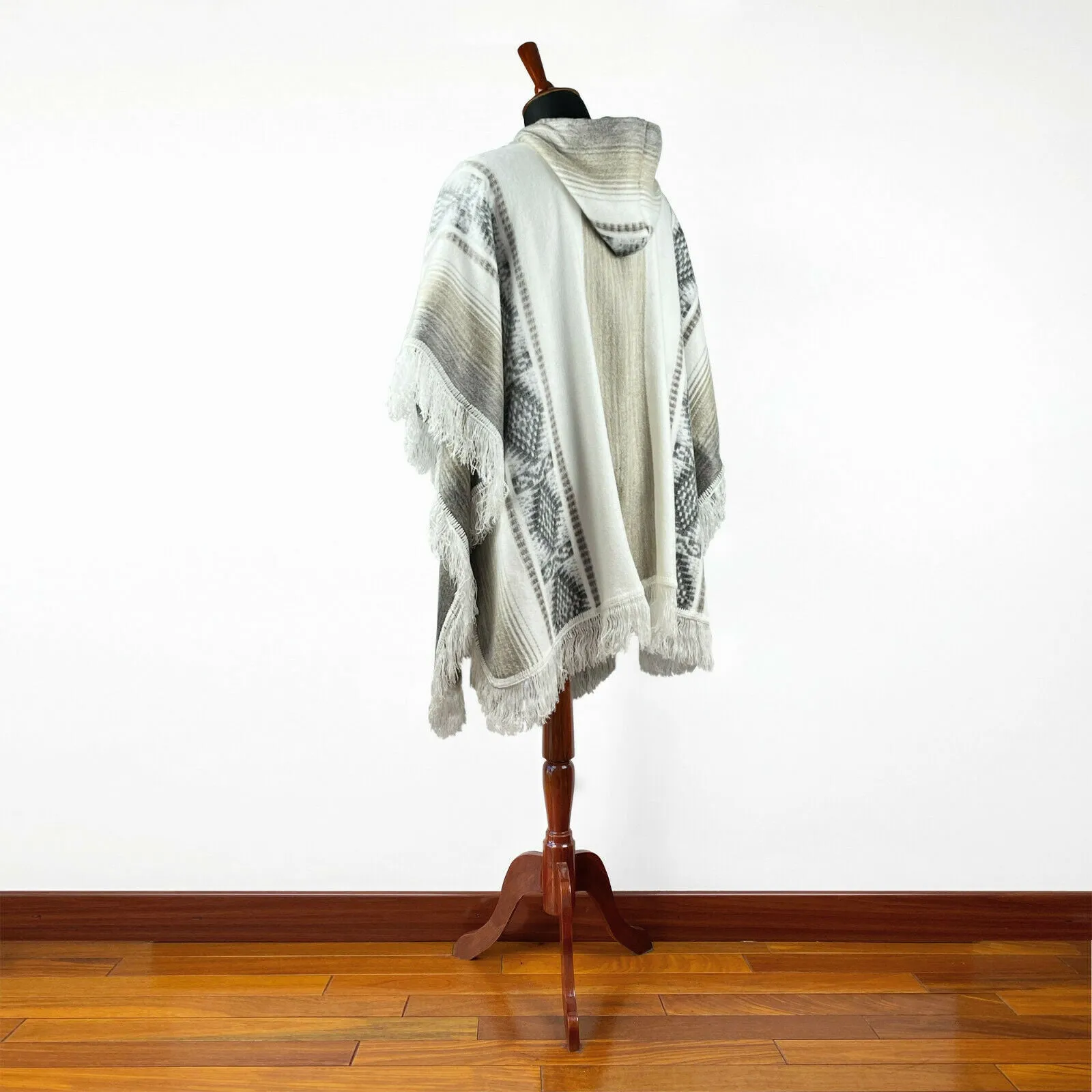 Chicaña - Lightweight Baby Alpaca Hooded Fringed Poncho - Beige - Unisex