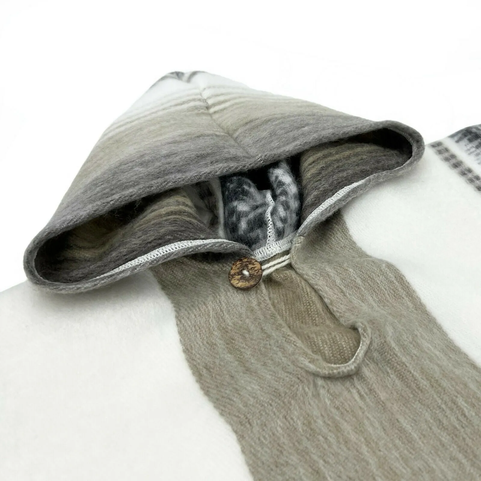 Chicaña - Lightweight Baby Alpaca Hooded Fringed Poncho - Beige - Unisex