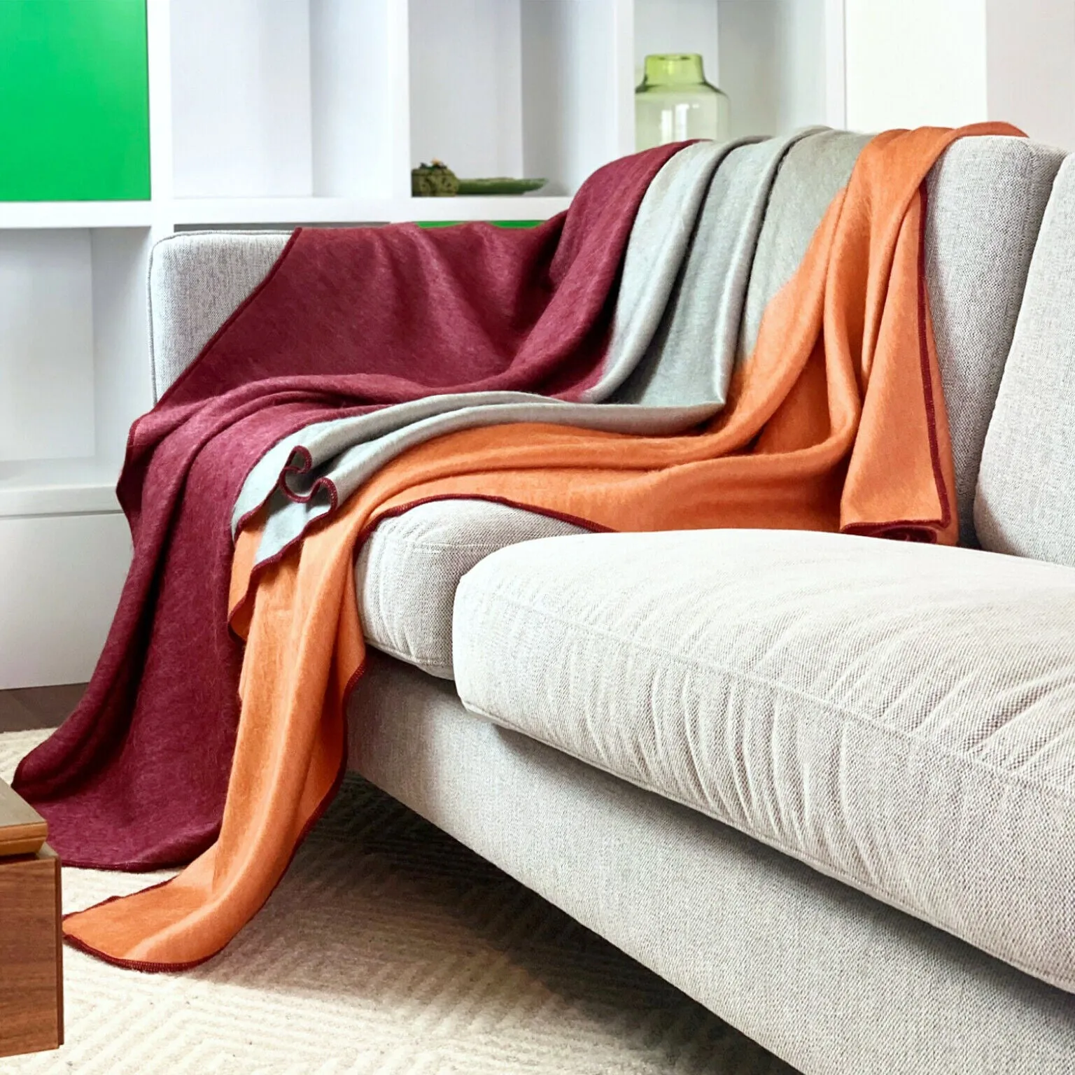 Cuchihuasi - Baby Alpaca Wool Throw Blanket / Sofa Cover - Queen 98" x 63" - Burgundy/Gray/Orange