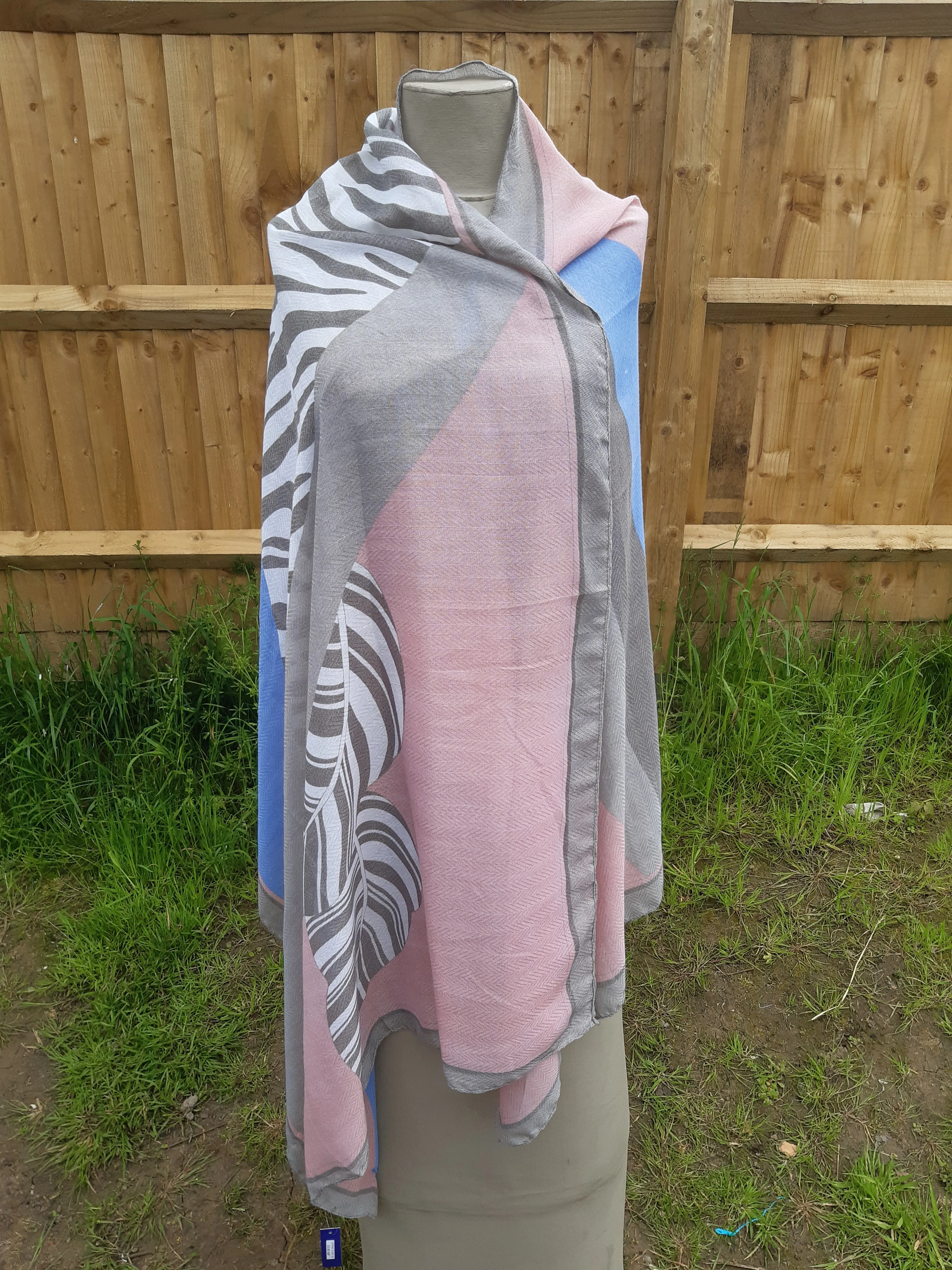 Lightweight Ladies Scarf  SS18