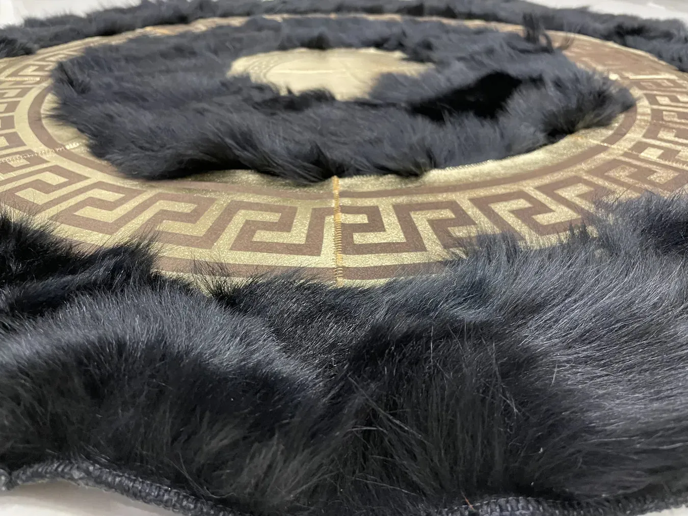 Luxury Modern Black Gold Natural Sheepskin Handmade Round Fluffy Rug