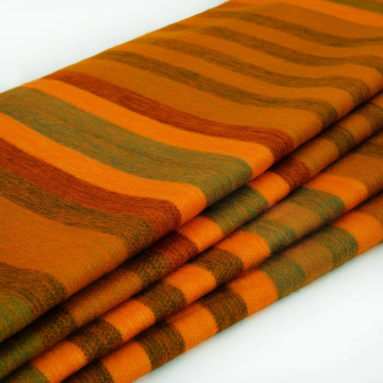 Putumayo - Baby Alpaca Wool Throw Blanket / Sofa Cover - Queen 96 x 68 in - Burnt Orange/Olive Green