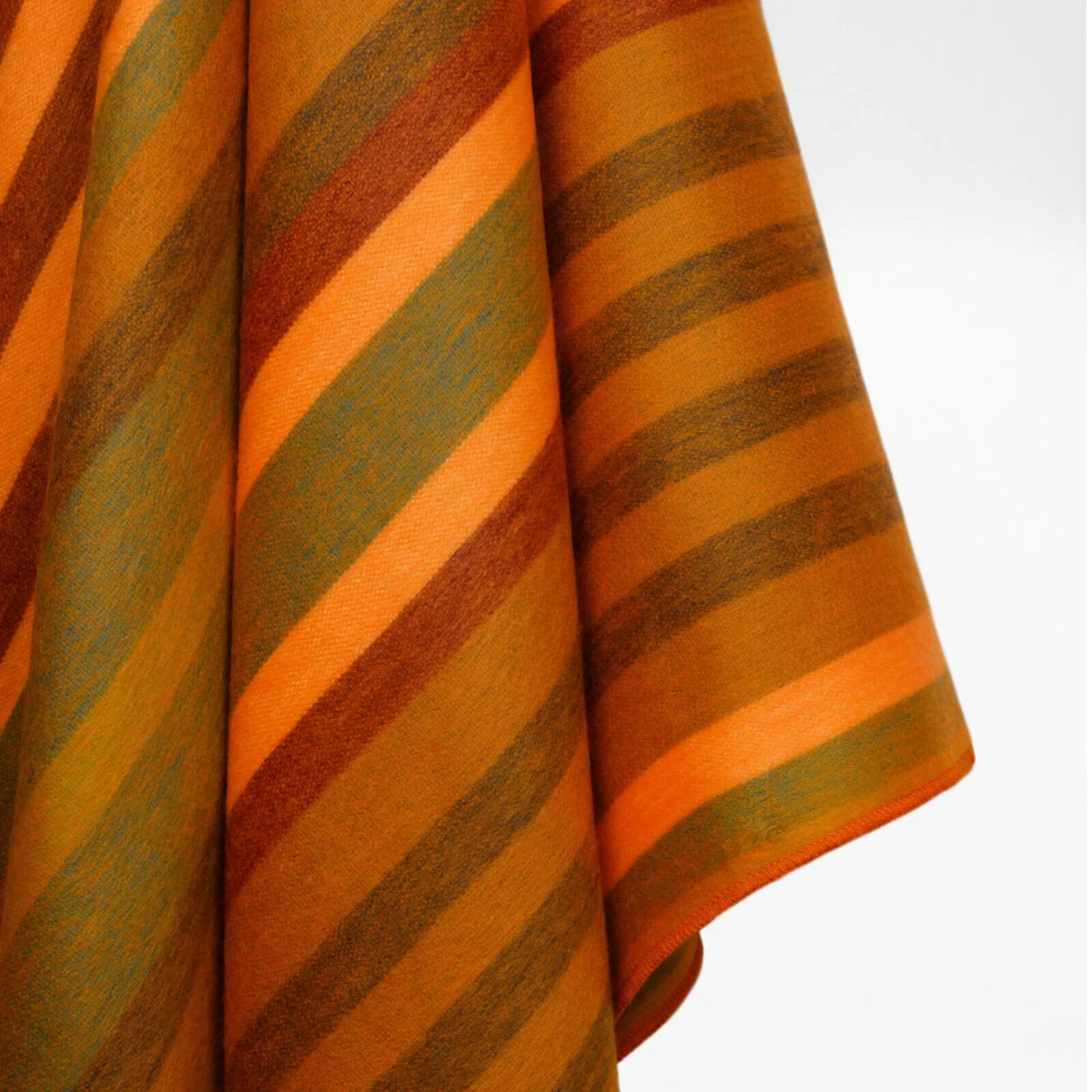 Putumayo - Baby Alpaca Wool Throw Blanket / Sofa Cover - Queen 96 x 68 in - Burnt Orange/Olive Green